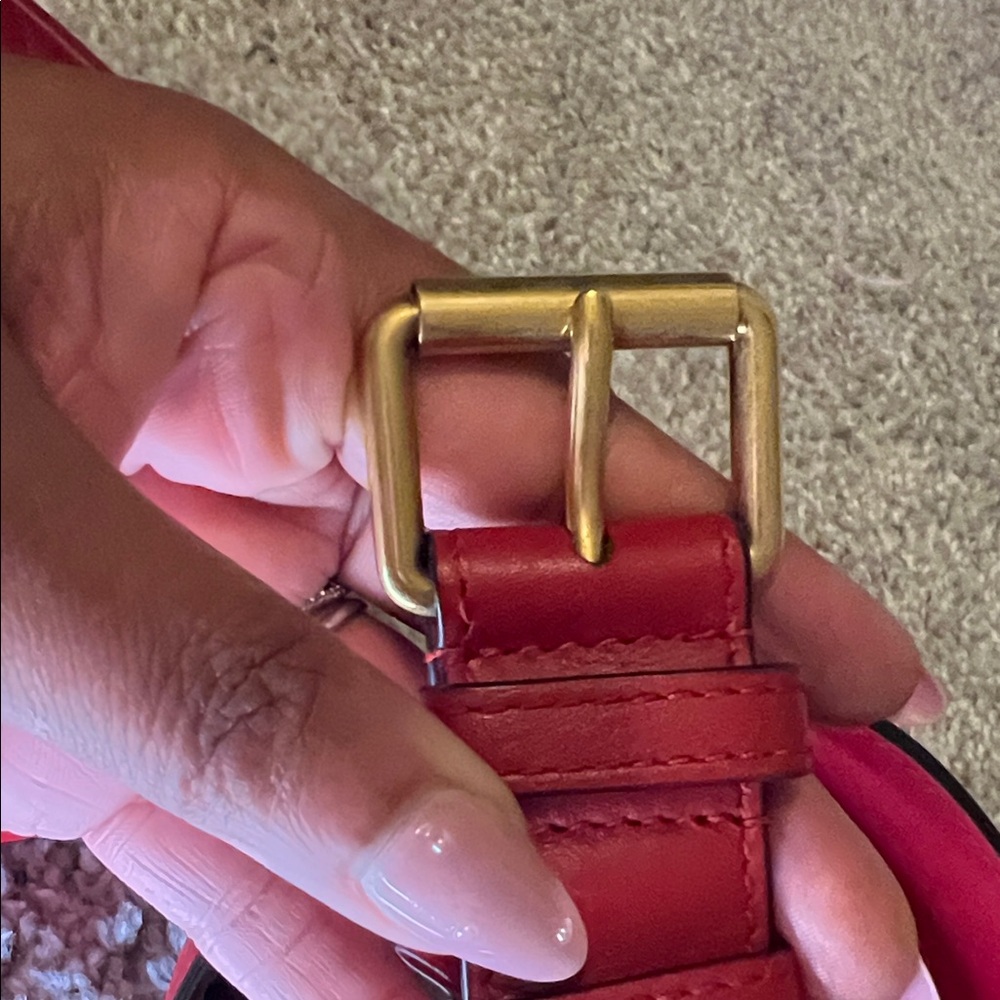 Gucci Red Mini Belt Bag with Gold Logo - Picture 6 of 14